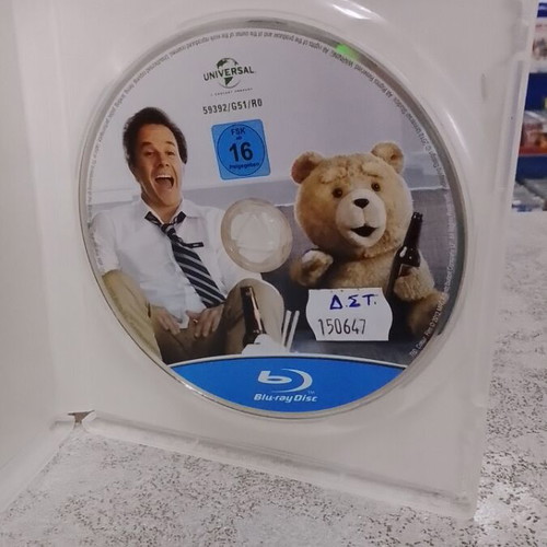 Ted Blu-Ray like new with Greek subtitles
