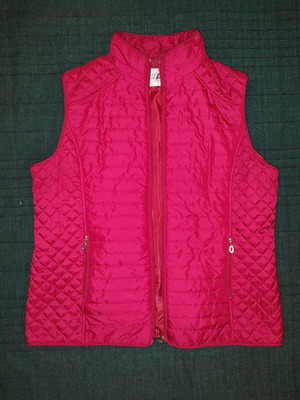 Women's sleeveless vest xxl size like new, red