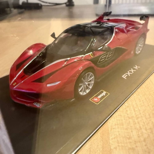 Ferrari FXX K Red model car used 1/43 scale by Bburago