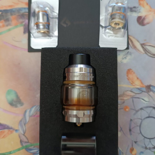 GeekVape Zeus Sub-Ohm Atomizer like new