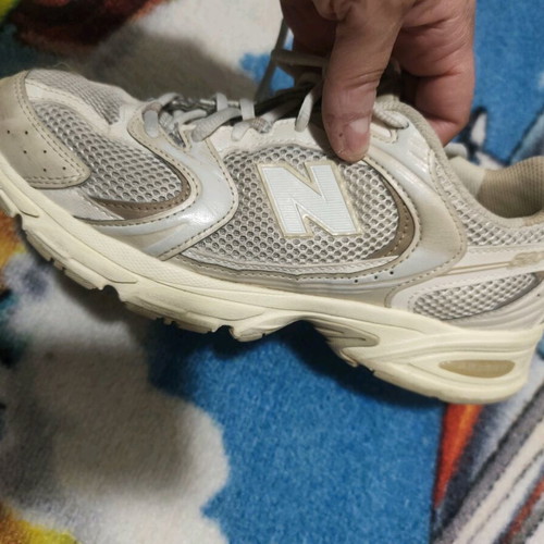 New Balance 530 sneakers like new, size 40.5, beige