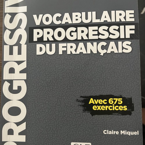 Vocabulaire Progressif du Français C1 C2 books like new with exercises and CD