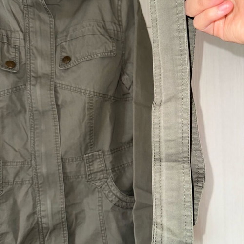 Women's khaki jacket used, size M, with belt and hood