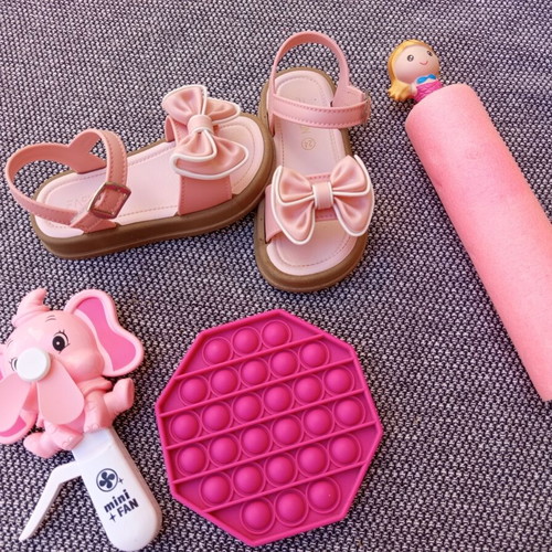 Pink children's sandals with bows and summer gifts, size 24