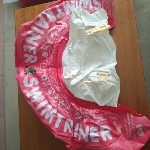 Frends Swim Academy Baby Swim Trainer like new, 3 months to 4 years