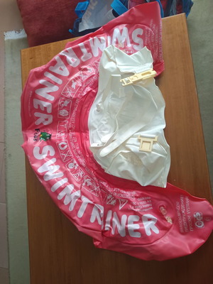 Frends Swim Academy Baby Swim Trainer like new, 3 months to 4 years