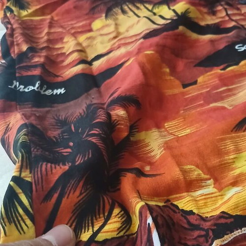 Men's Hawaiian Shirt with Short Sleeves like new, red tropical print
