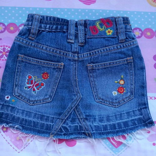 Benetton denim skirt like new for girl size 82