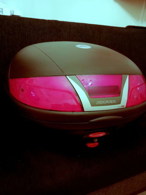 Βαλίτσα μηχανής Kappa 46lt σαν καινούργια με παρελκόμενα