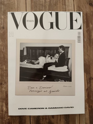 Vogue Italia περιοδικό, τεύχος 913 Οκτωβρίου 2026 με Dove Cameron και Damiano David