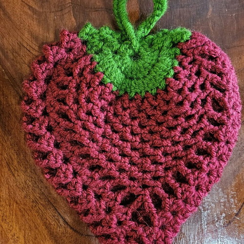 Handmade knitted decorative hearts and fruits set new