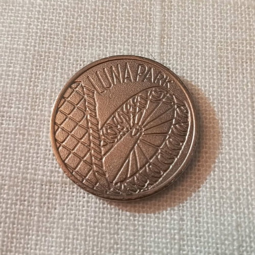 Luna Park coin used, vintage
