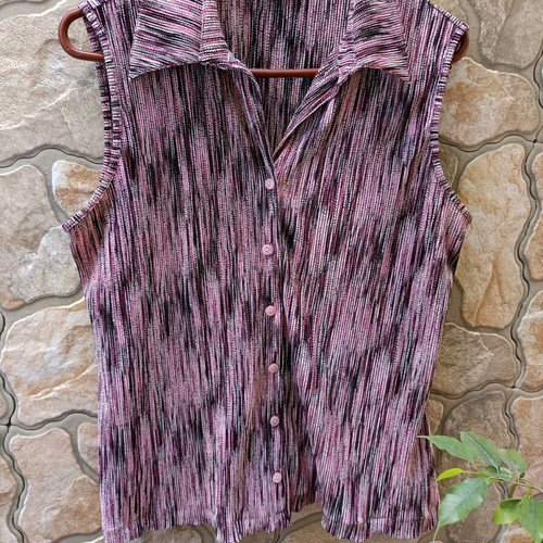 Sleeveless blouse pink and purple, size XL, like new