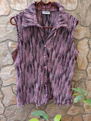 Sleeveless blouse pink and purple, size XL, like new