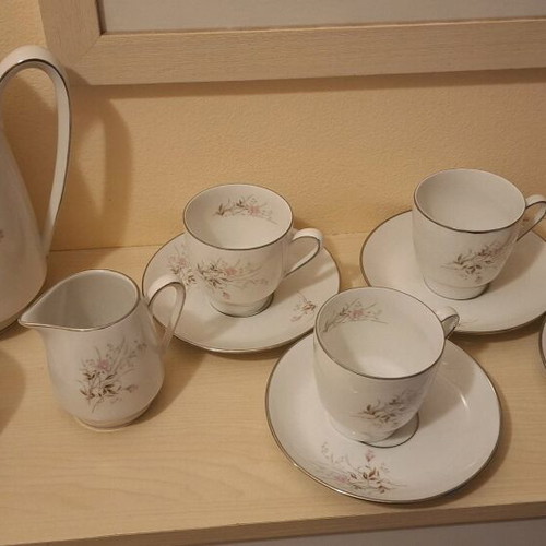 Vintage Scherzer Bavaria porcelain tea/coffee set like new