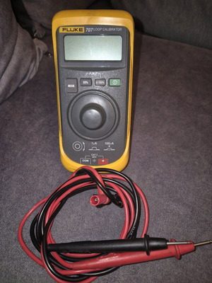 Fluke 707 loop calibrator like new