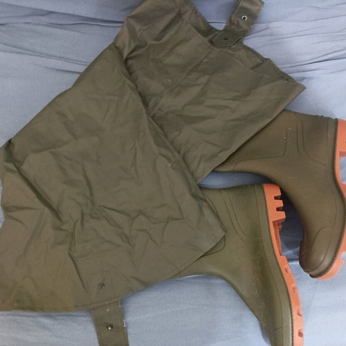 Fishing boots like new, size 43
