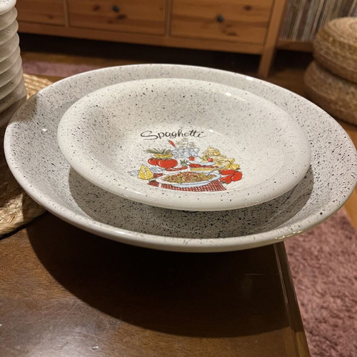 Pasta dish set new, 10 deep plates and 2 platters