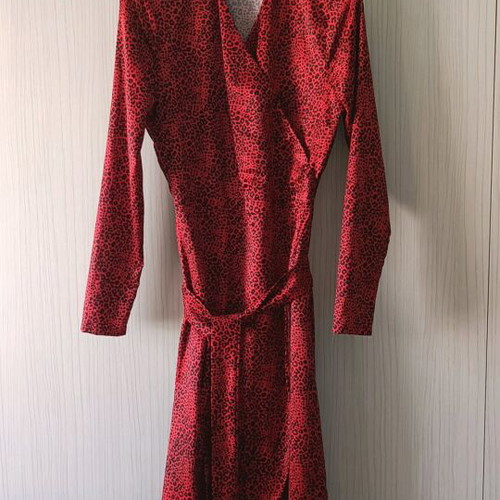 Diamond Creations Boutique dress size S like new, black and red