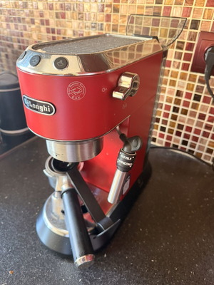 DeLonghi coffee maker