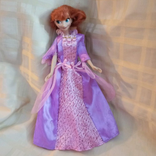 Disney Frozen Anna doll used