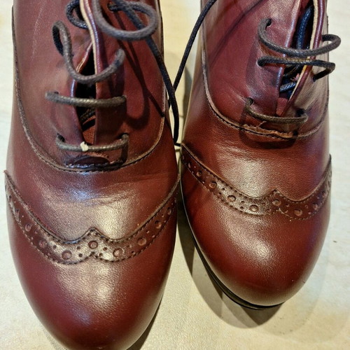 Regatta leather shoes with heels, burgundy, size 38, like new