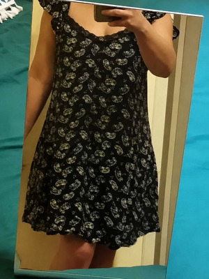 Attrattivo boho mini dress with lace and buttons, black multicolor