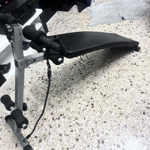 Gym bench like new