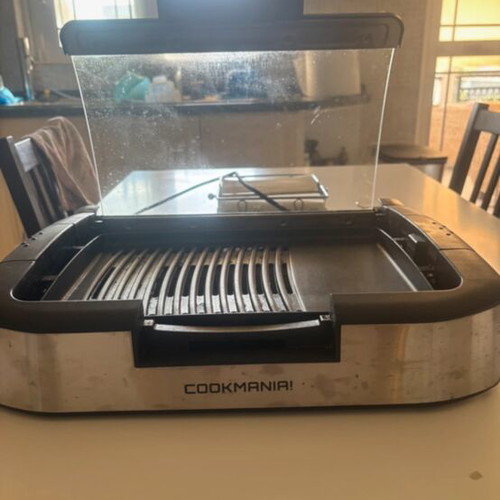 Bbq electric grill with lower grate like new