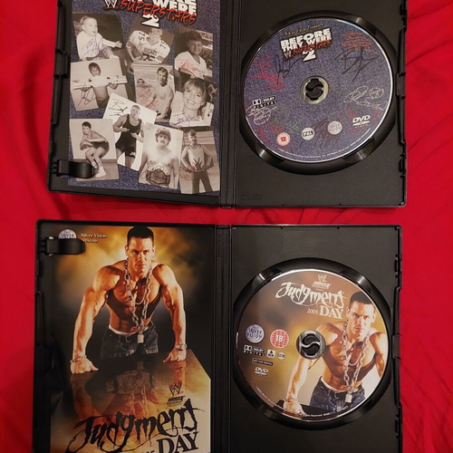 WWE SmackDown DVD like new, dubbed