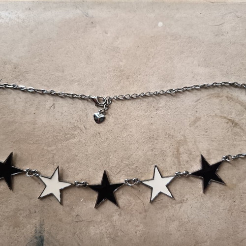 Necklace with stars like new, black and white