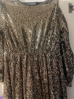 Evita dress gold like new, 14 years, 158 cm