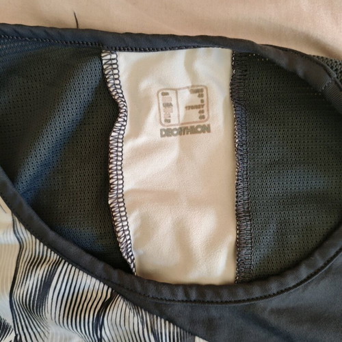 Sports shirt size S like new with bonus second shirt