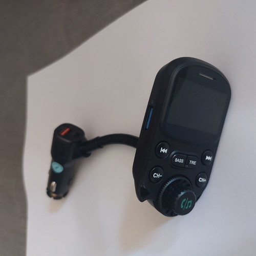 FM transmitter for car Bluetooth Aux adapter with dual USB C charger like new