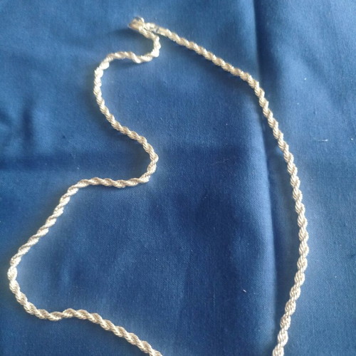 Noir silver women's necklace chain like new