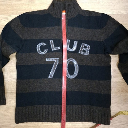 Hugo Boss wool sweater Medium like new, brown-black