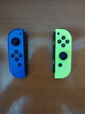 Nintendo Switch Joy-Cons Neon Green and Blue used