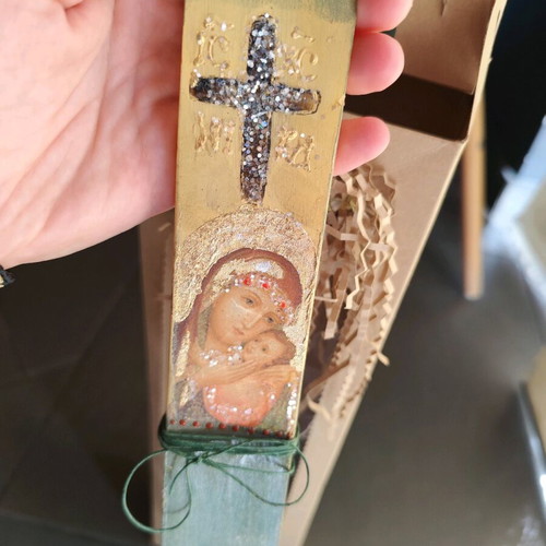 Candle with packaging new