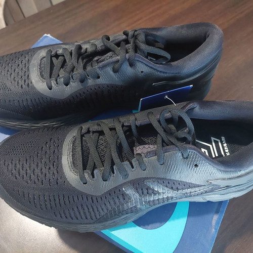 Asics Gel Kayano 25 αθλητικά παπούτσια καινούργια, μέγεθος 43,5