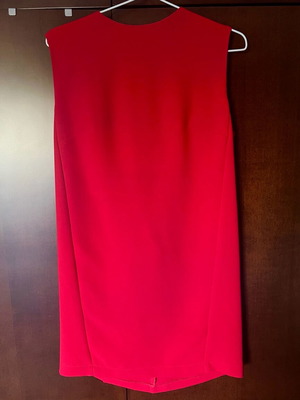 Bloom mini dress red like new with open back, size S