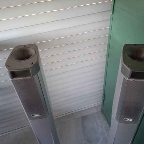 JVC floor speakers like new, set of 4, 80W and 120W