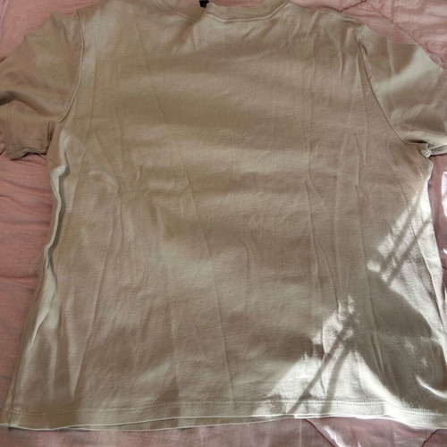 Tshirt H&M like new, size M, beige