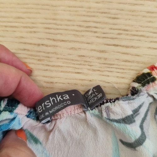 Bershka Pink Tropical Off-Shoulder Crop Top like new