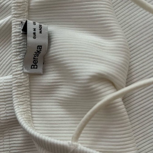 Bershka asymmetrical summer top size M like new, white
