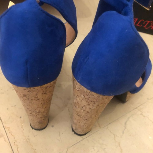 Blue suede platform sandals size 37 like new with cork heels