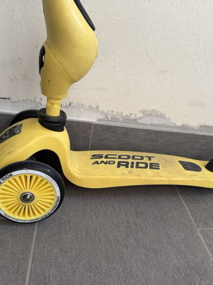 Scoot and Ride Kids Scooter like new, yellow