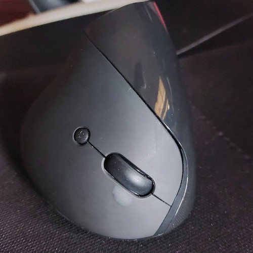 Innovator ergonomic mouse wireless in excellent condition