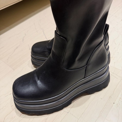 Asolo double-layer arvilakia boots like new, black size 39