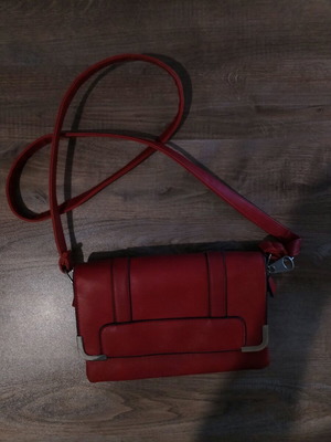 Women's crossbody bag used, dark red