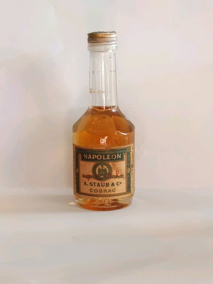 Miniature cognac Staub Napoleon vsop like new 40ml